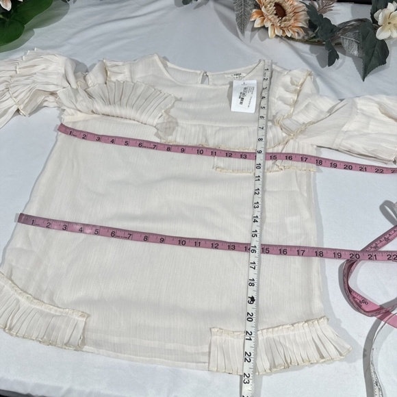 USED $158 Tularosa [ XS ] Margo Ruffle‎ 3/4 Sleeve Top in Cloud Ivory - Picture 6 of 16